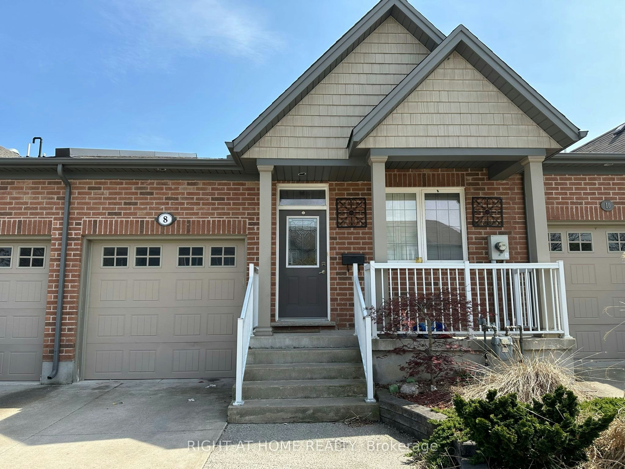 8 Glory Hill Road, St. Catharines, ON, L2P 0C6