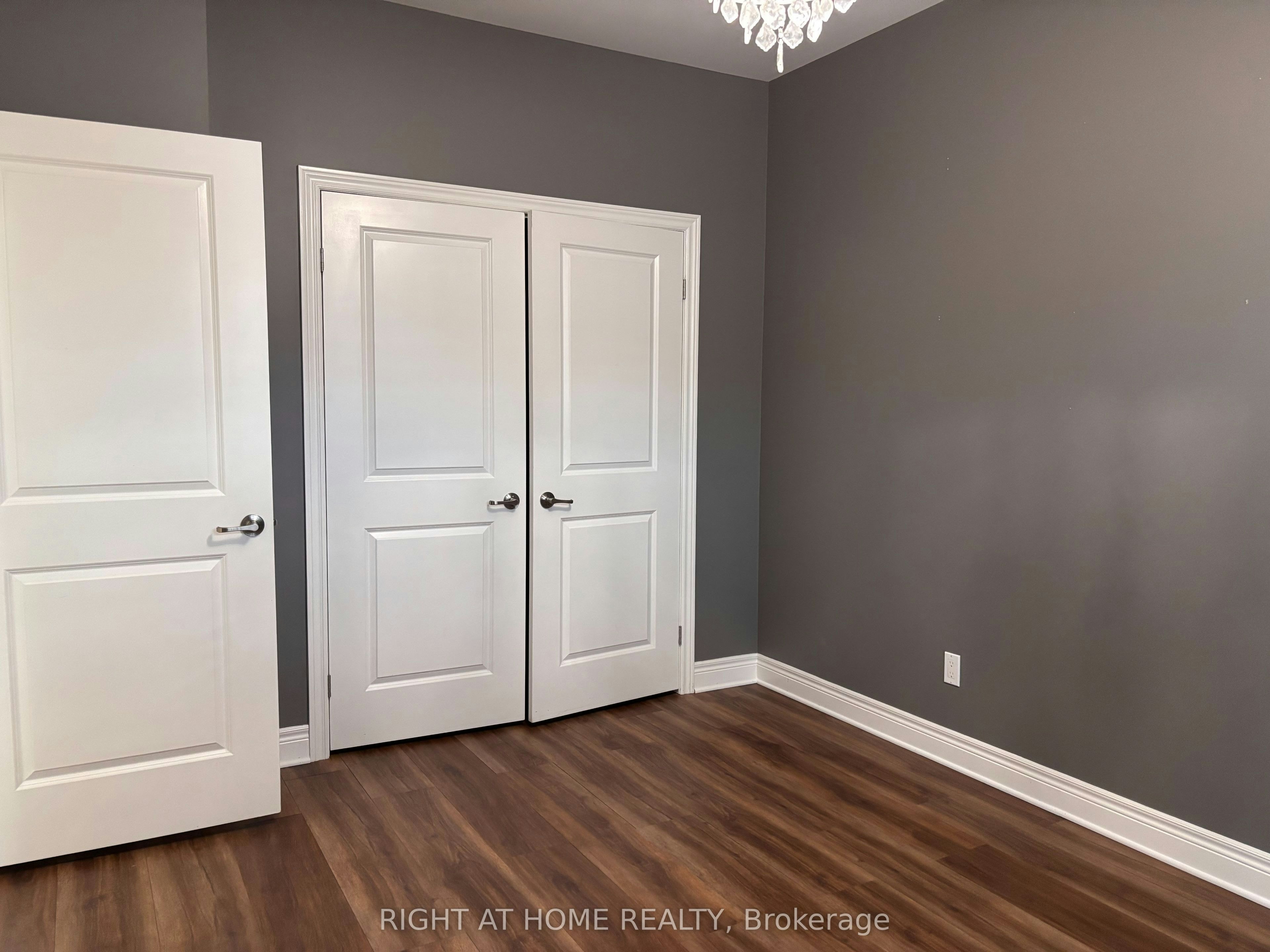 8 Glory Hill Road, St. Catharines, ON, L2P 0C6 - 7