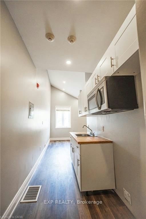 #2-70 Victoria Avenue S, Hamilton, ON, L8N 2S7 - 2