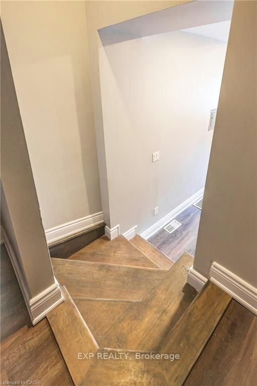 #2-70 Victoria Avenue S, Hamilton, ON, L8N 2S7