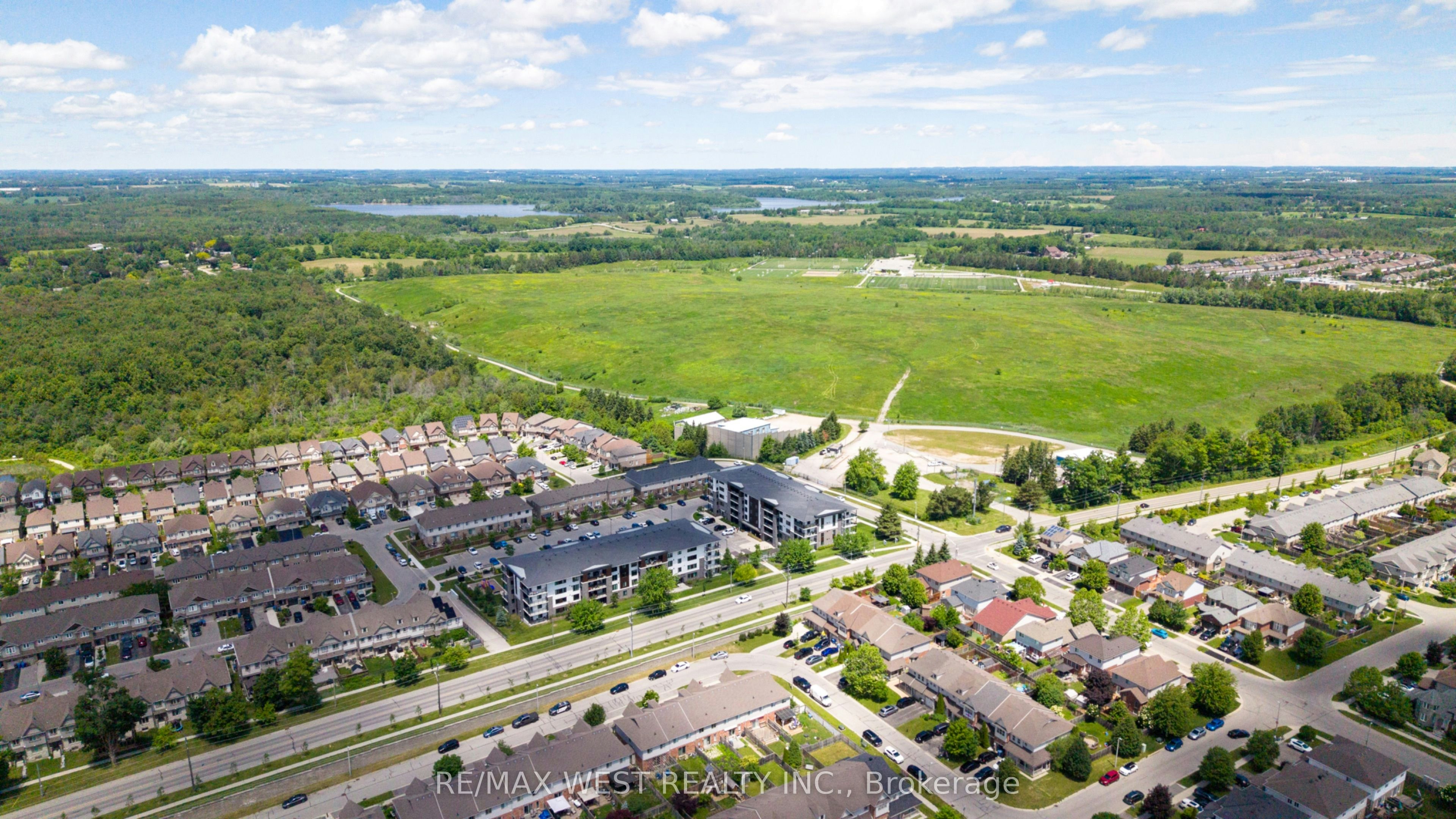 108 Summit Ridge Drive, Guelph, ON, N1E 0P8 - 2