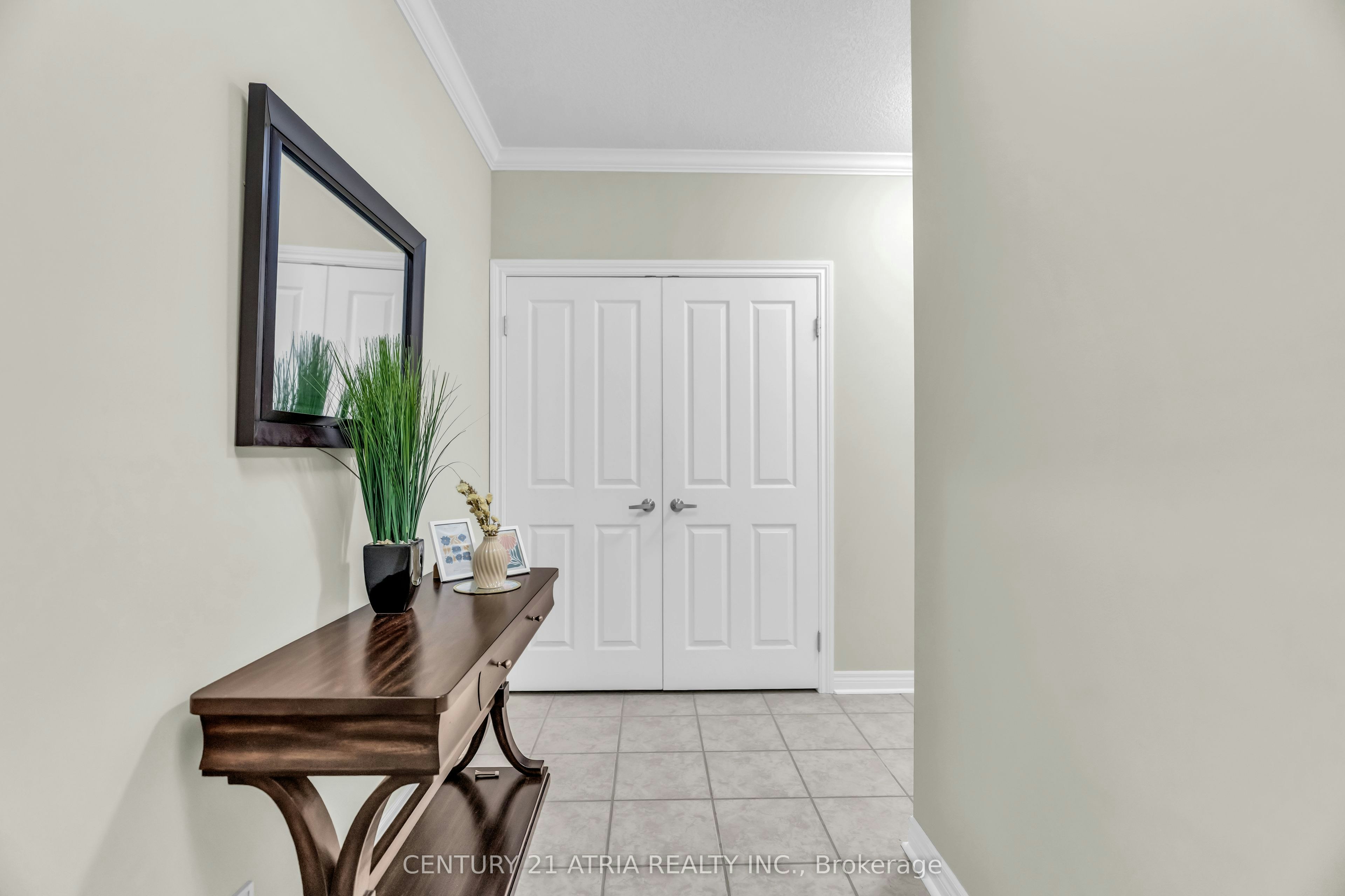 1014-1030 Coronation Drive, London, ON, N6G 0G5 - 7