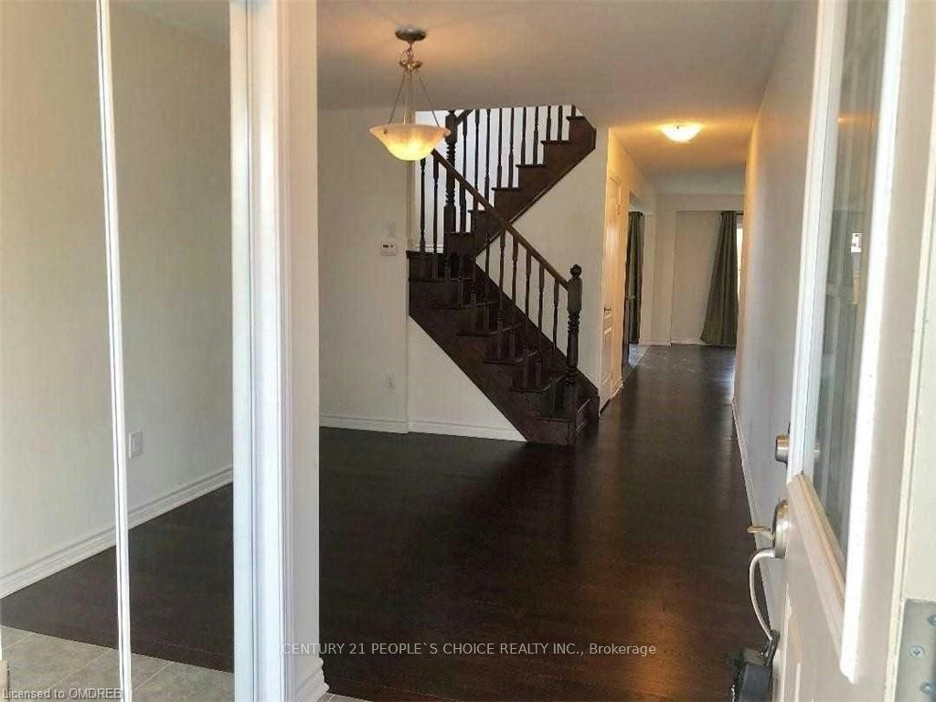 905 Orr Court, Kitchener, ON, N2R 1R4 - 3