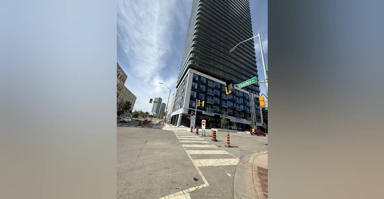 405-30 Francis Street S, Kitchener, ON, N2G 0H1 - 2