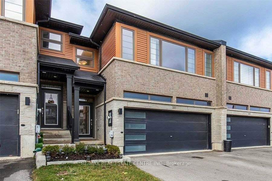 101 Greenwich Avenue, Hamilton, ON, L8J 0L6