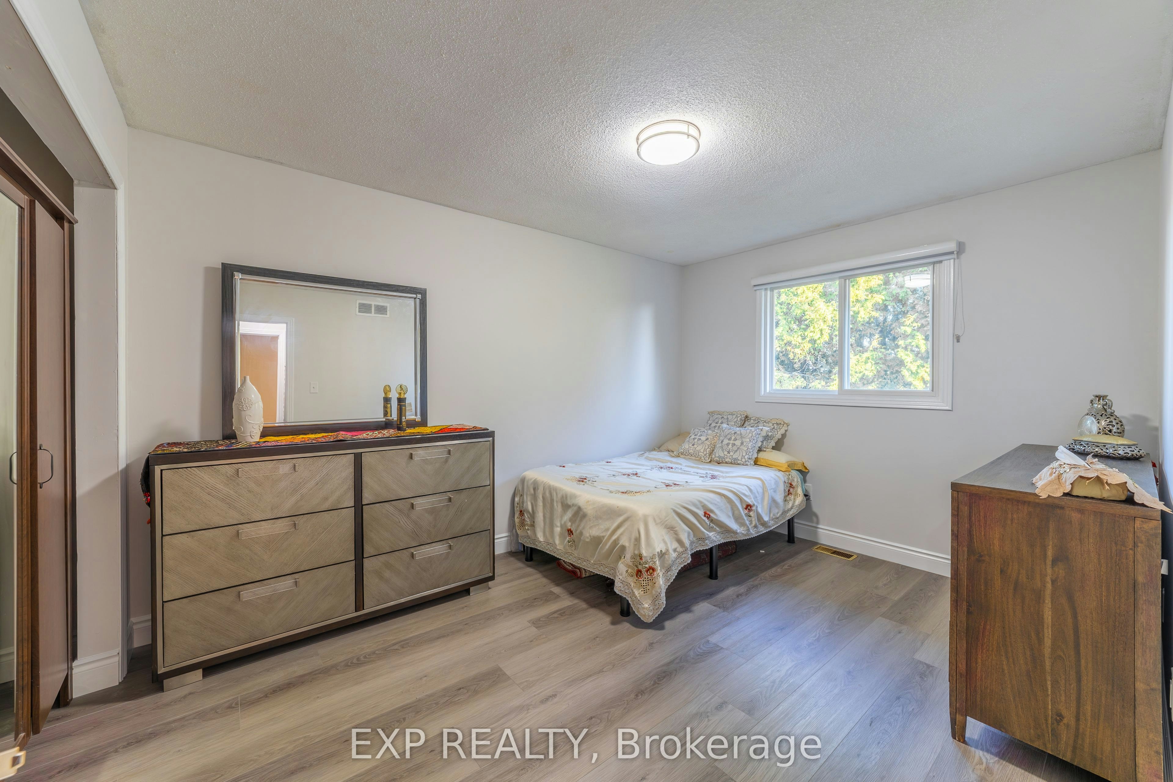 137 Nickolas Crescent, Cambridge, ON, N3C 3L7 - 8