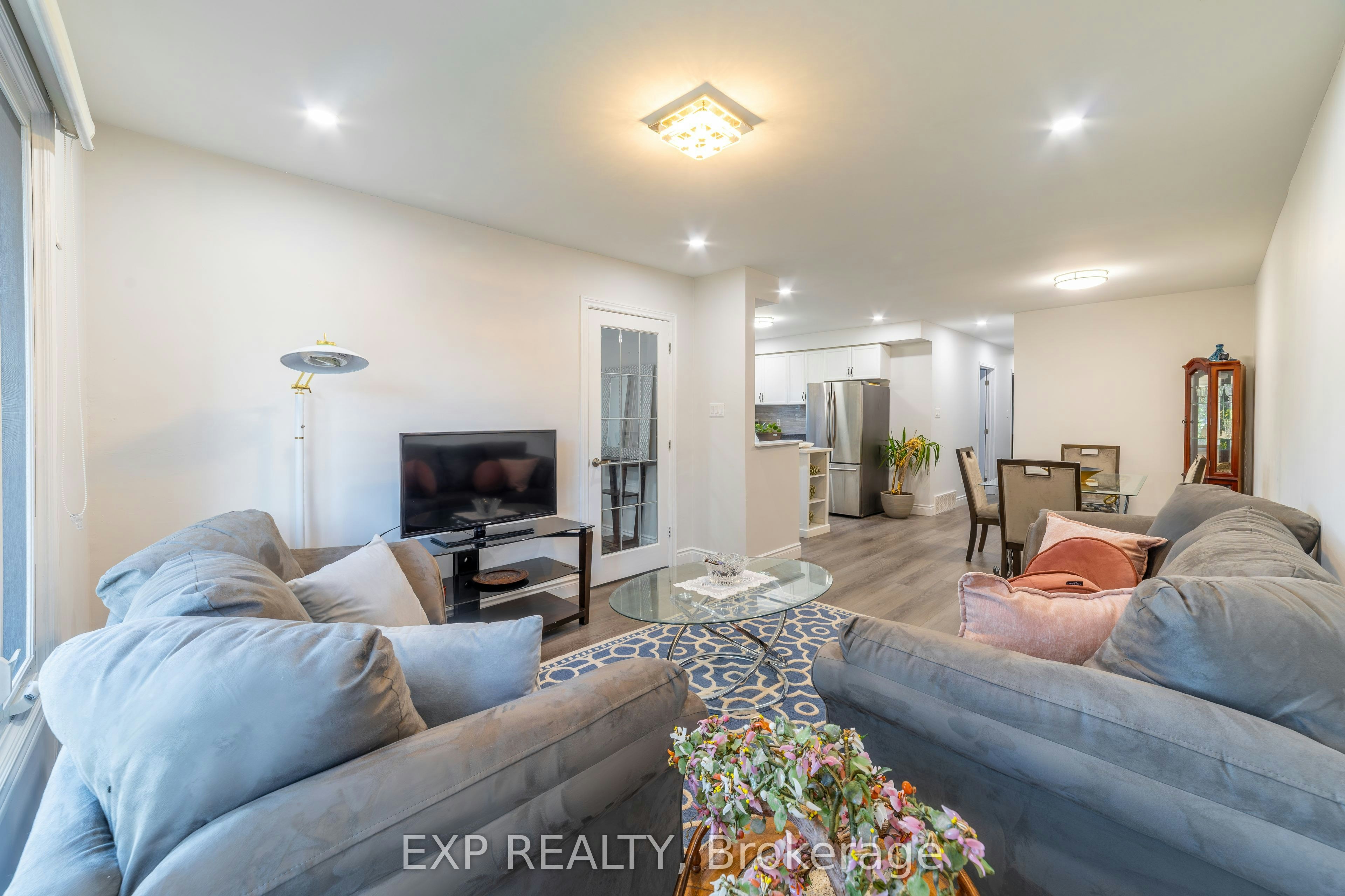 137 Nickolas Crescent, Cambridge, ON, N3C 3L7 - 7
