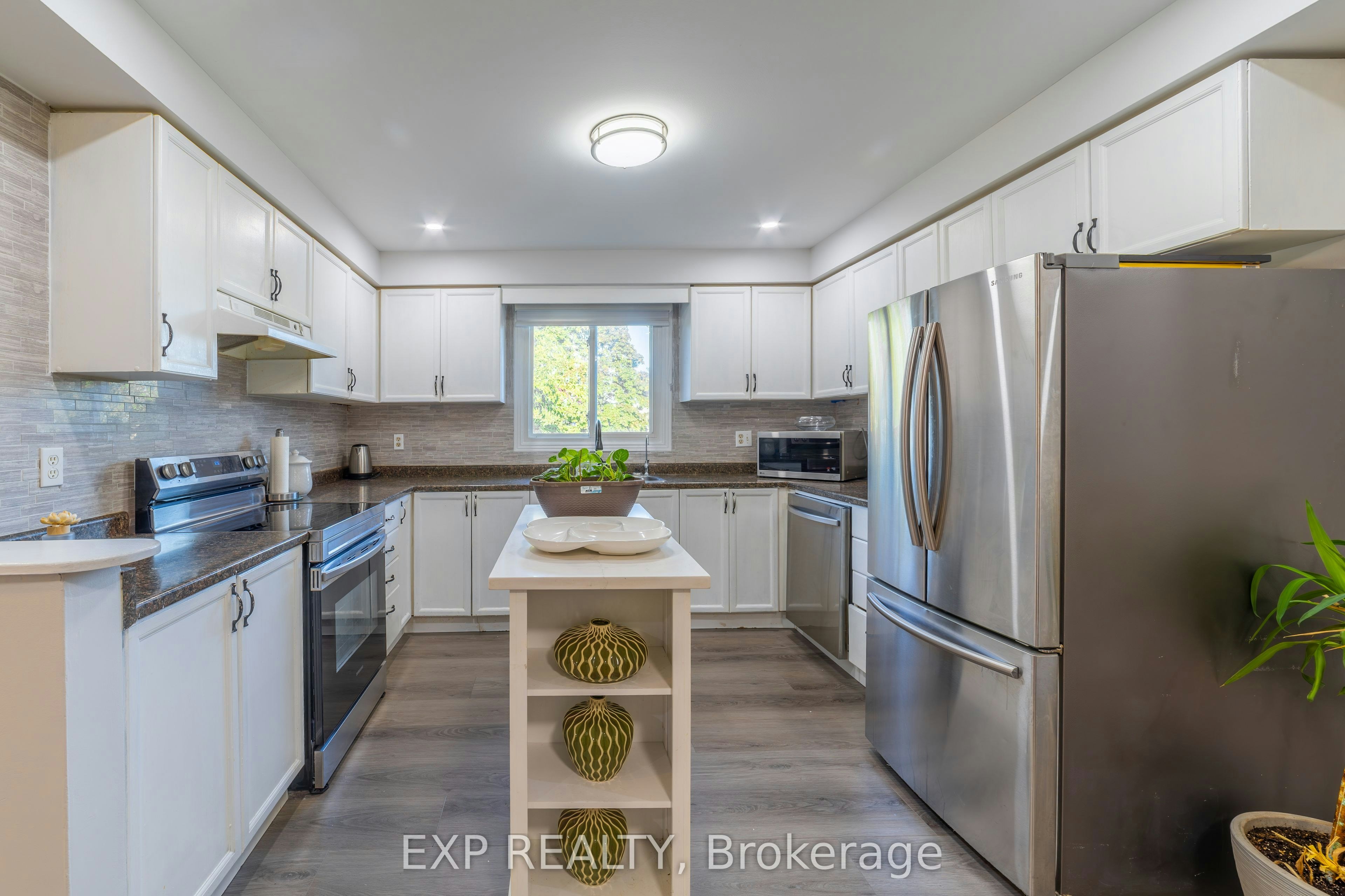 137 Nickolas Crescent, Cambridge, ON, N3C 3L7