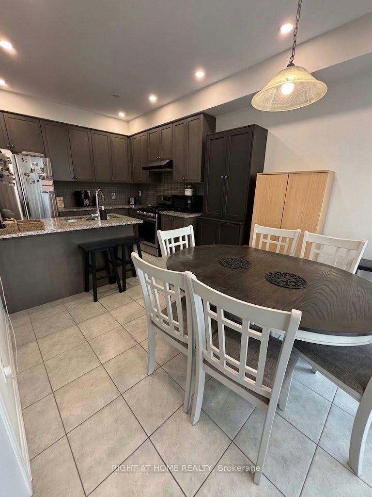 4 Cactus Crescent, Hamilton, ON, L8J 0M4 - 8