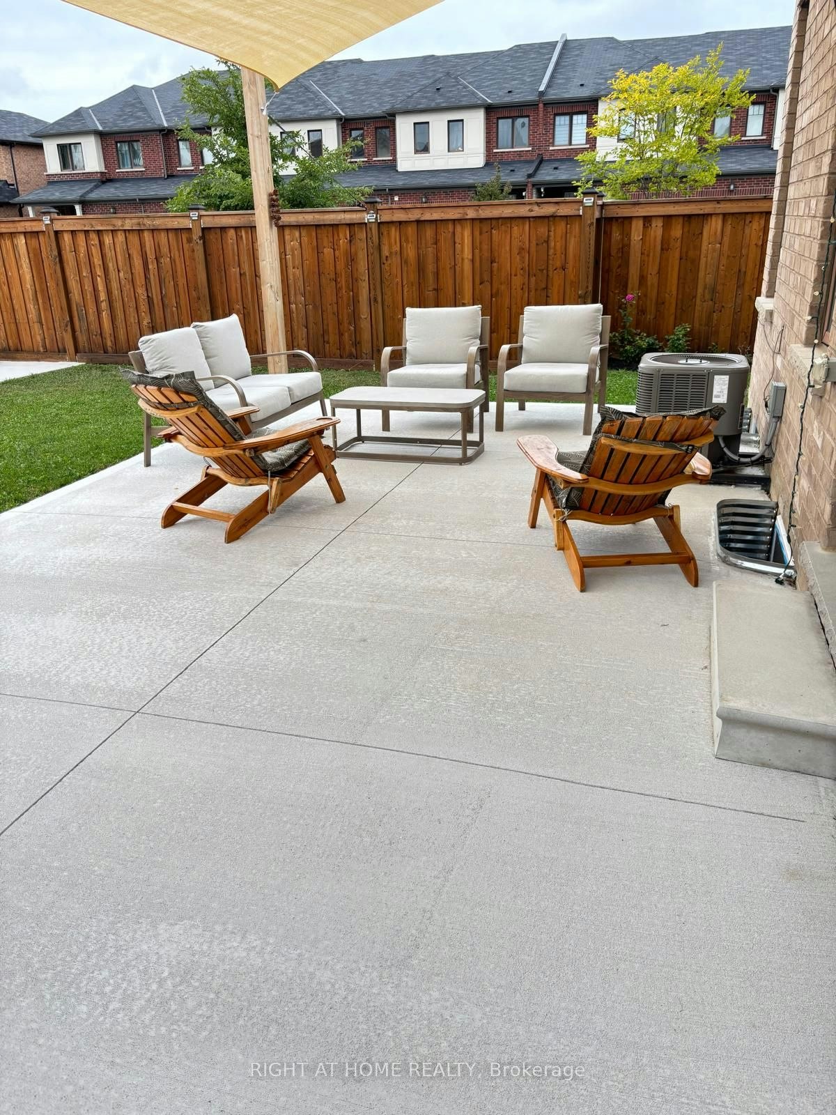 4 Cactus Crescent, Hamilton, ON, L8J 0M4 - 24
