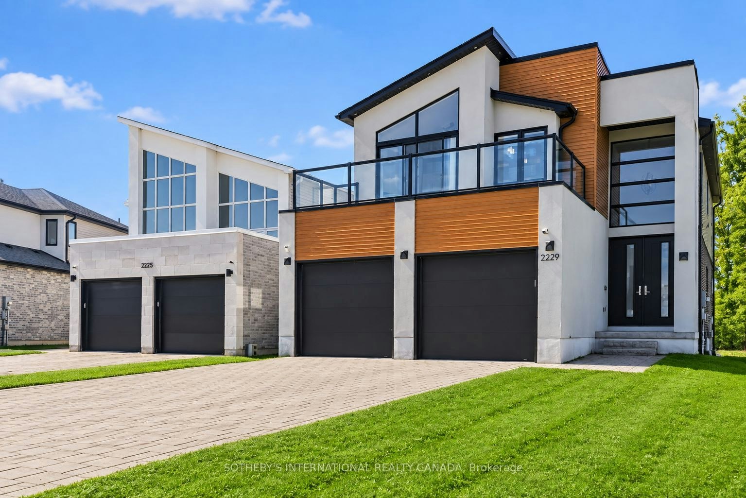 2229 Wateroak Drive, London, ON, N6G 5B4