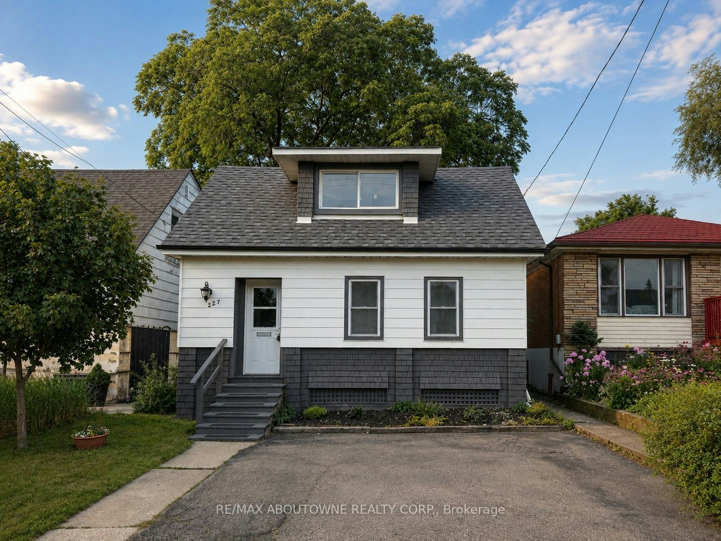 227 East 23rd Street, Hamilton, ON, L8V 2X2