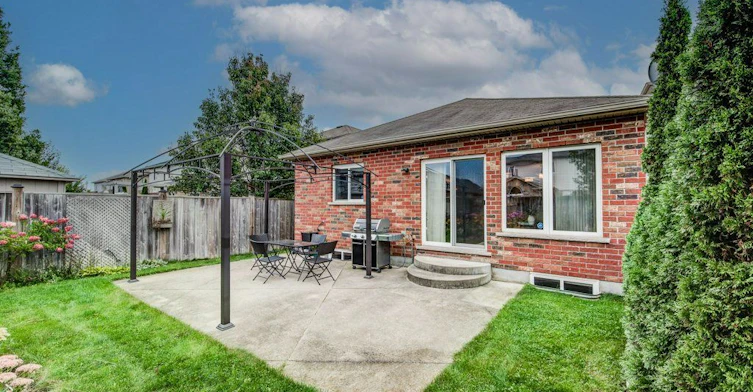 12 Brock Street, Guelph, ON, N1L 0E3 - 24