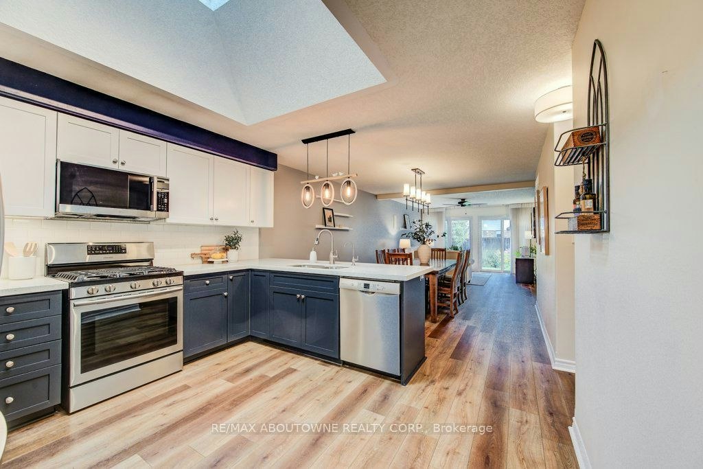 12 Brock Street, Guelph, ON, N1L 0E3 - 2