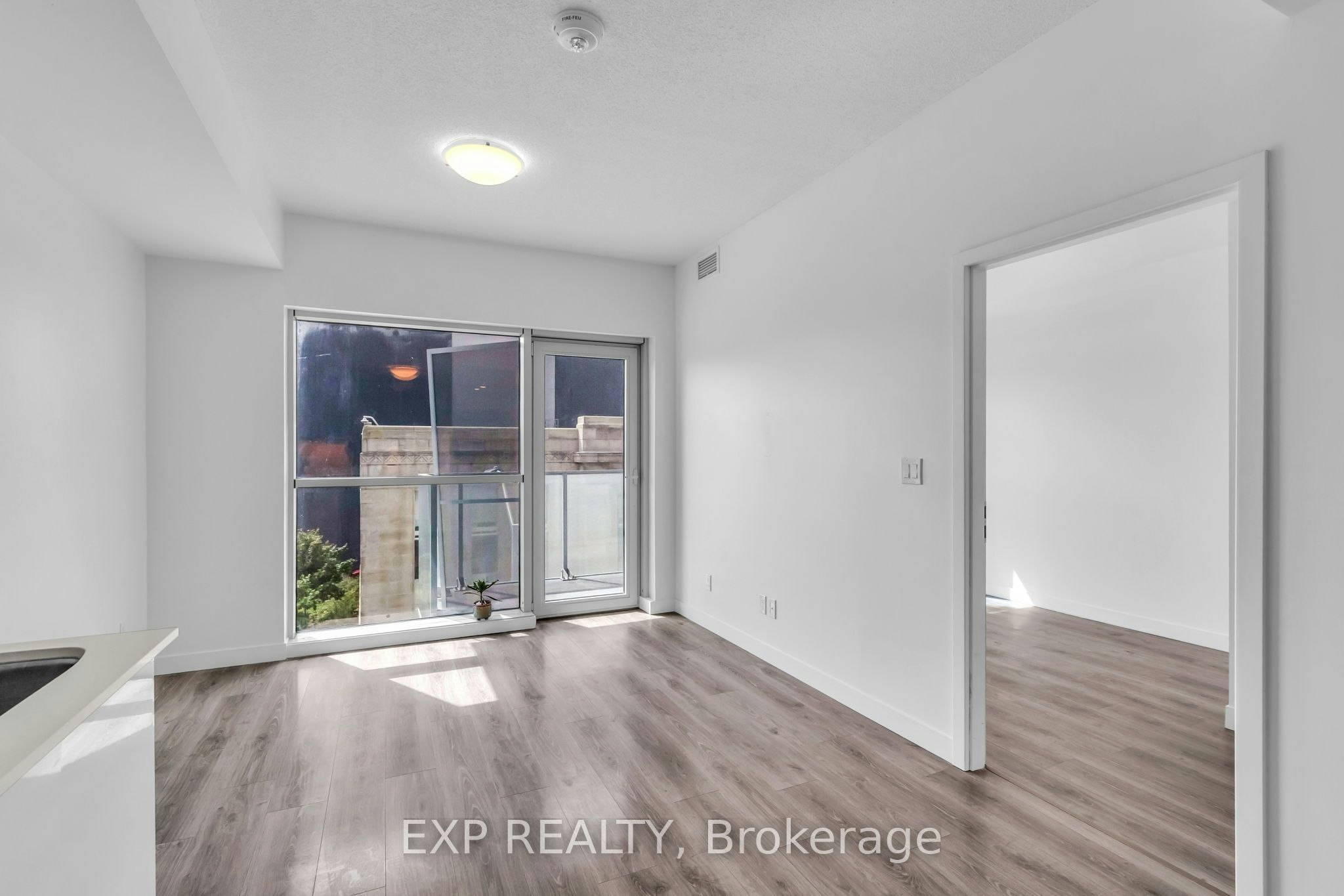 304-60 Frederick Street, Kitchener, ON, N2H 0C7 - 19