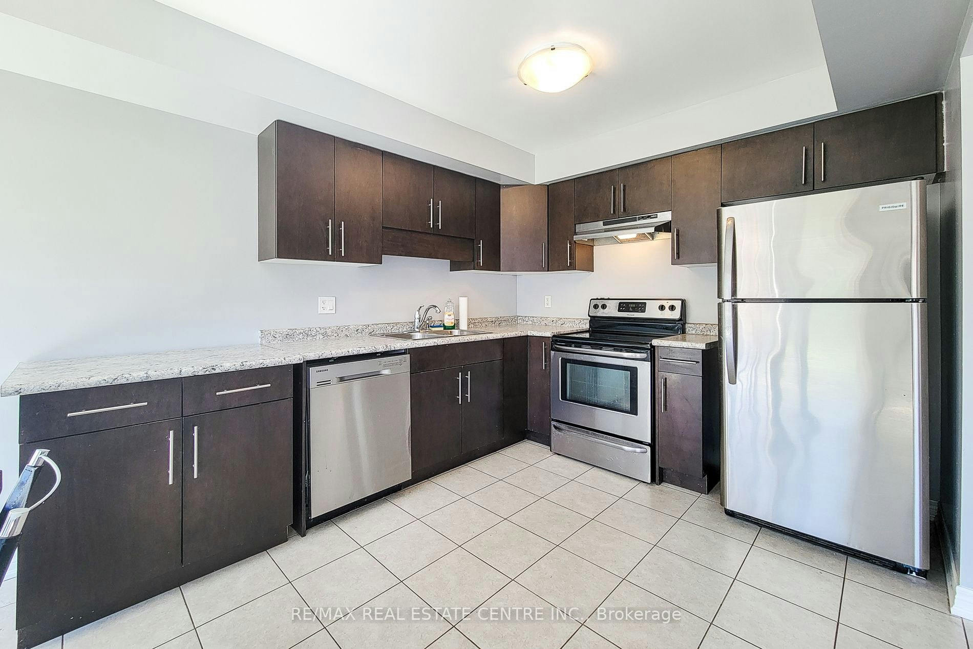 7733 Shaw Street, Niagara Falls, ON, L2G 0H1 - 17