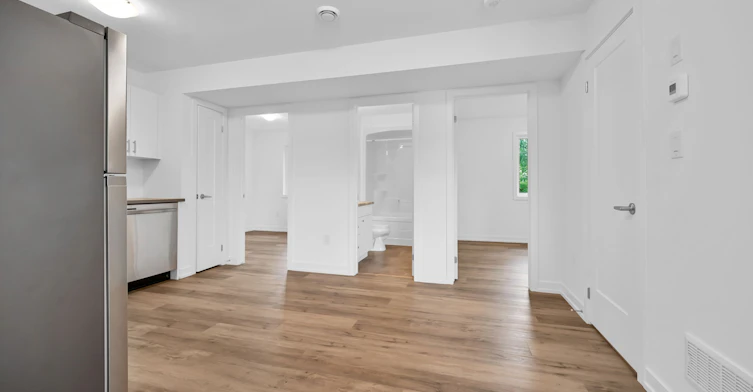 331-4263 Fourth Avenue, Niagara Falls, ON, L2E 0C2 - 17