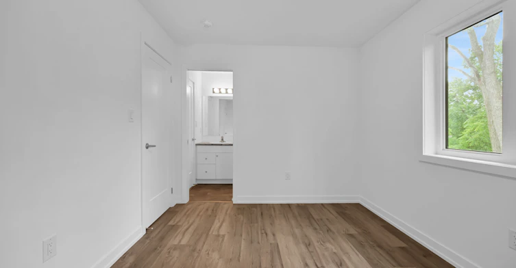 331-4263 Fourth Avenue, Niagara Falls, ON, L2E 0C2 - 11