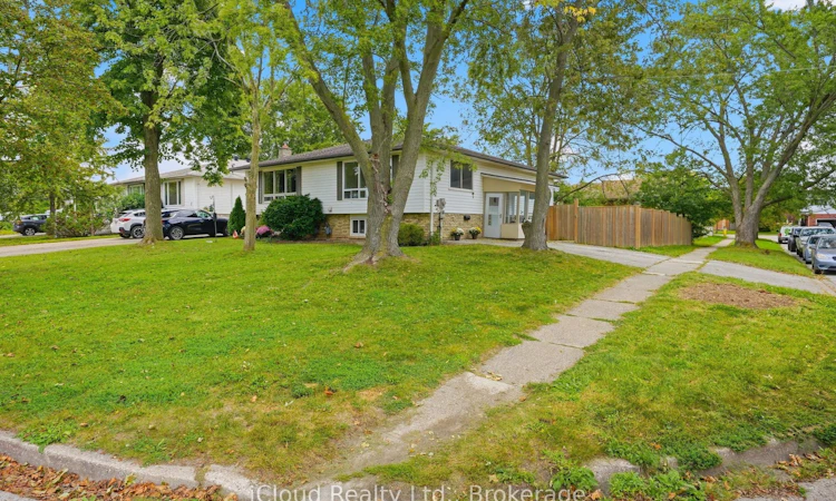 3 Manley Crescent