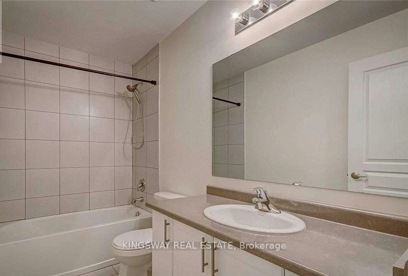 16 Bradbury Road W, Hamilton, ON, L8J 0L1 - 6