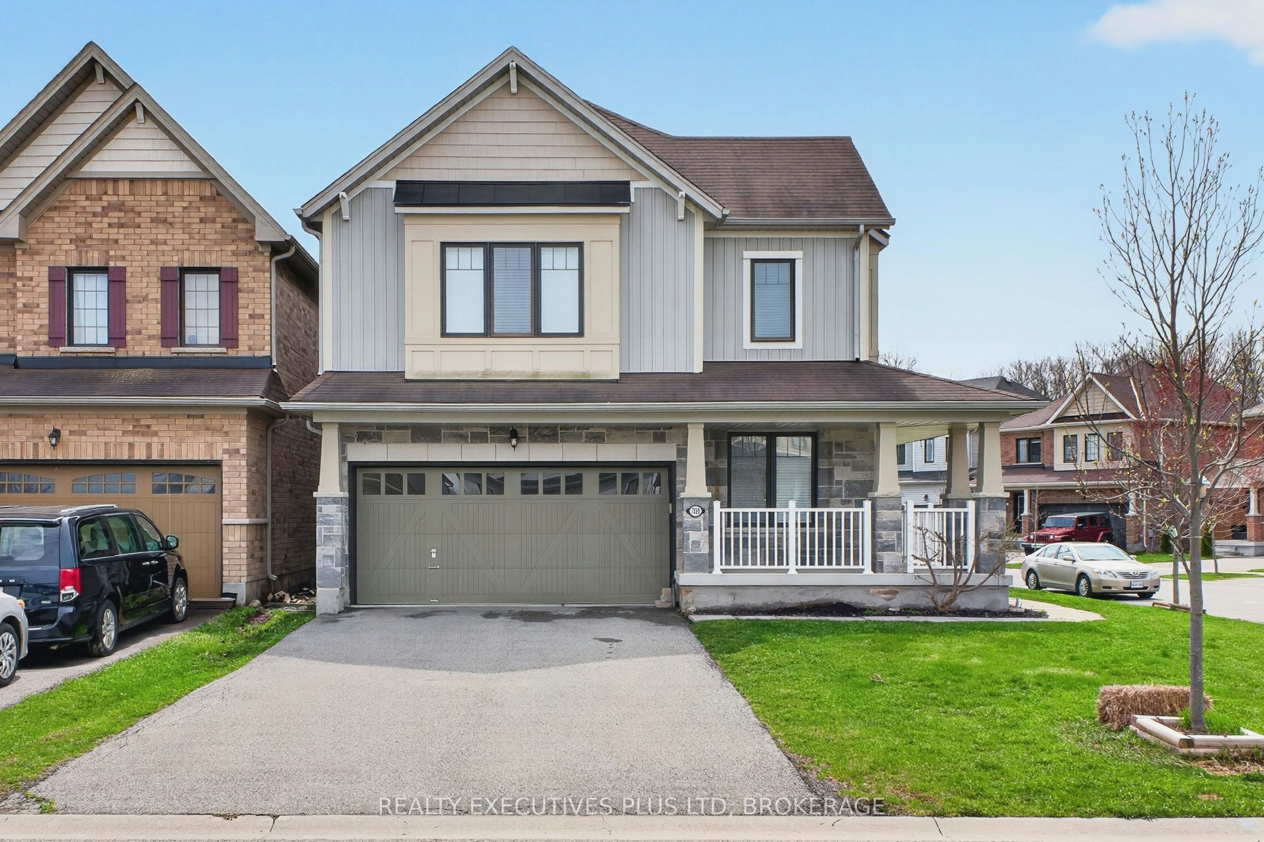 7829 Buckeye Crescent, Niagara Falls, ON, L2H 0P1 - 2