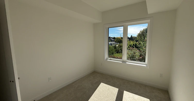 28-42 Lowes Road W, Guelph, ON, N1G 4X2 - 10