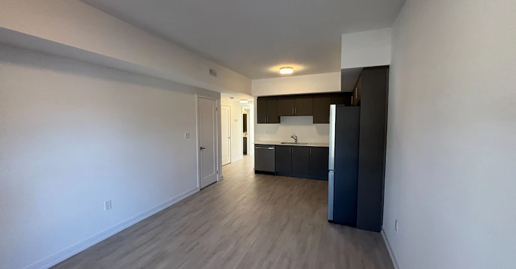 28-42 Lowes Road W, Guelph, ON, N1G 4X2
