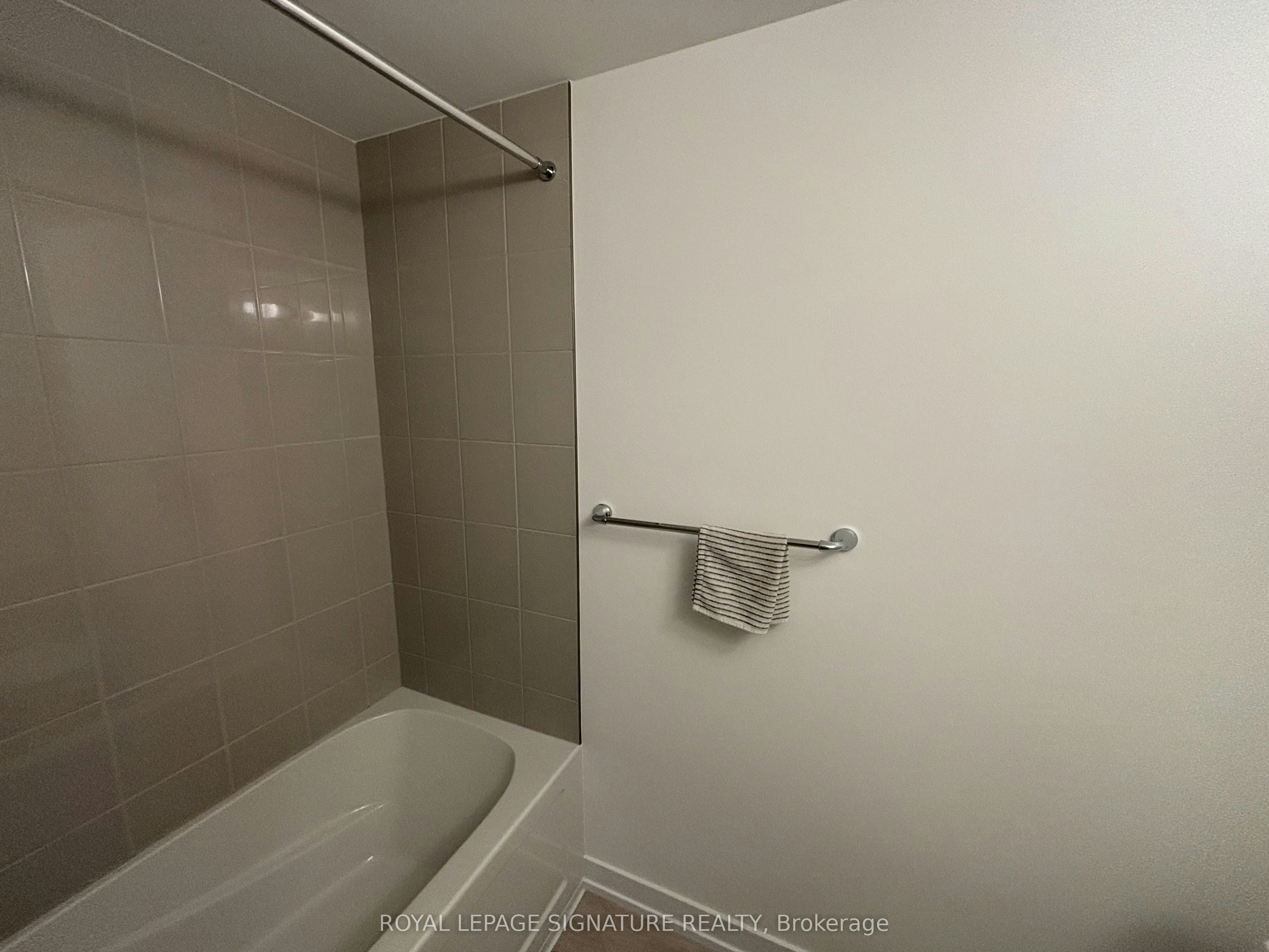 28-42 Lowes Road W, Guelph, ON, N1G 4X2 - 5
