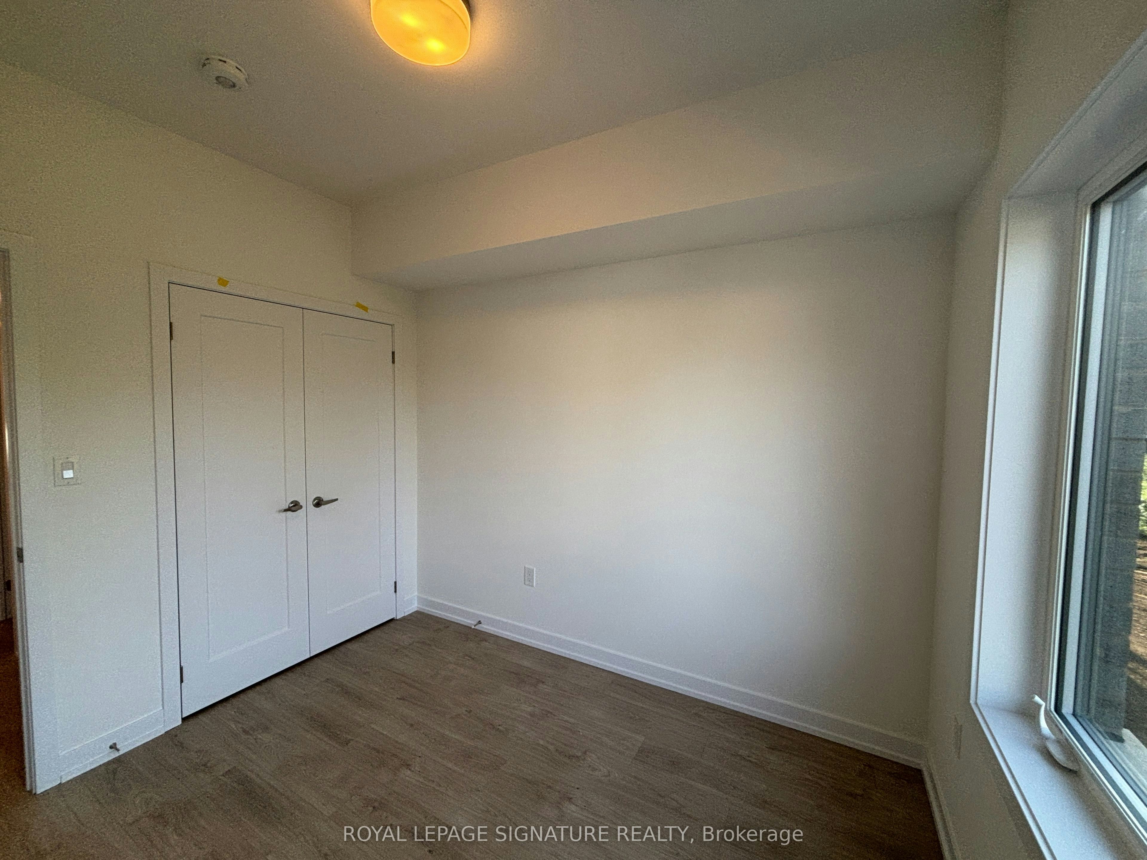 20-42 Lowes Road W, Guelph, ON, N1G 4X2 - 21