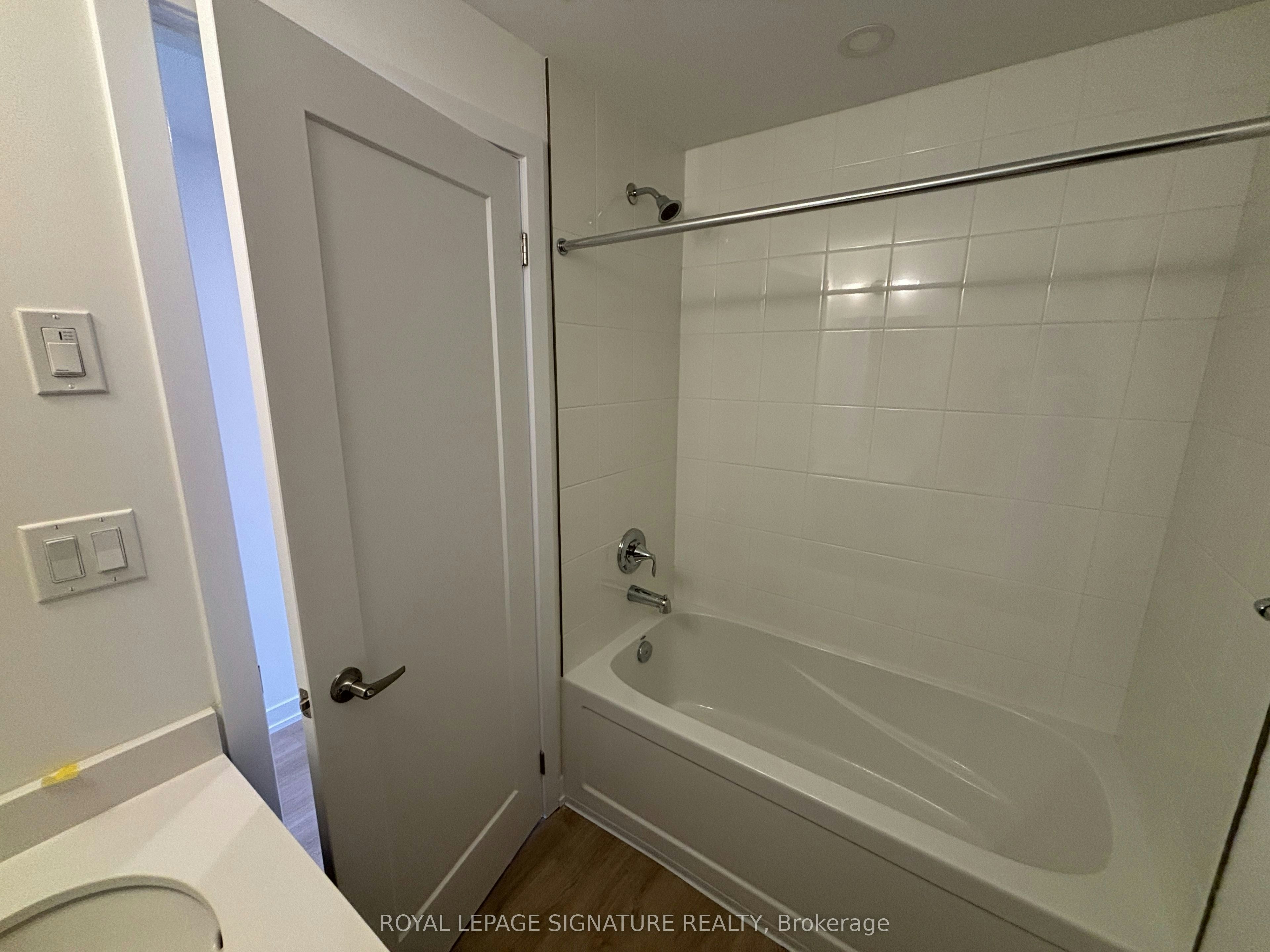 20-42 Lowes Road W, Guelph, ON, N1G 4X2 - 11