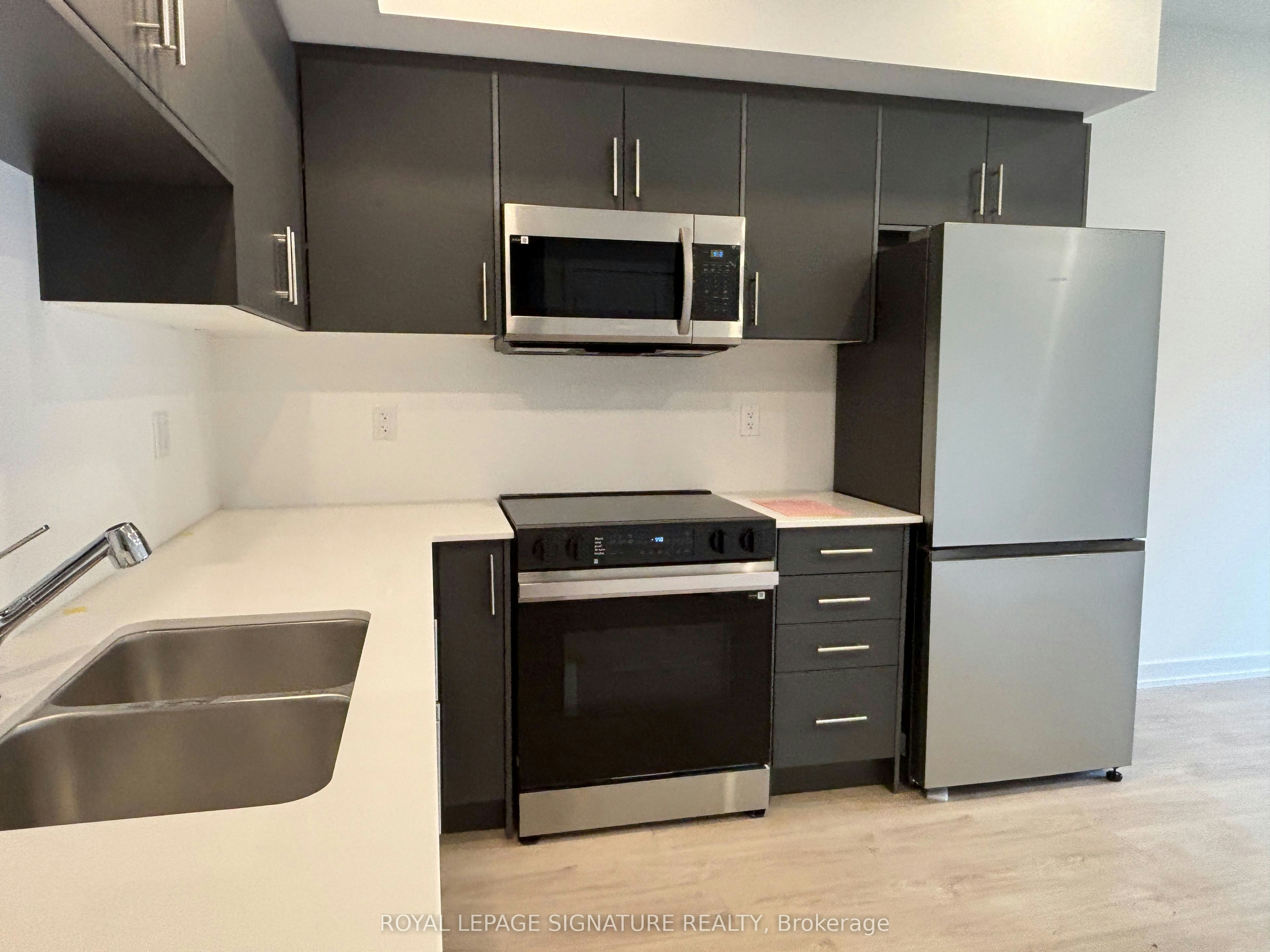 20-42 Lowes Road W, Guelph, ON, N1G 4X2 - 5