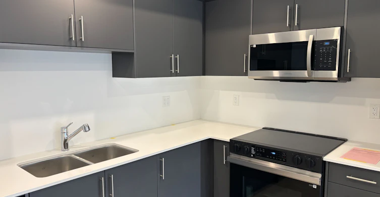 20-42 Lowes Road W, Guelph, ON, N1G 4X2 - 6
