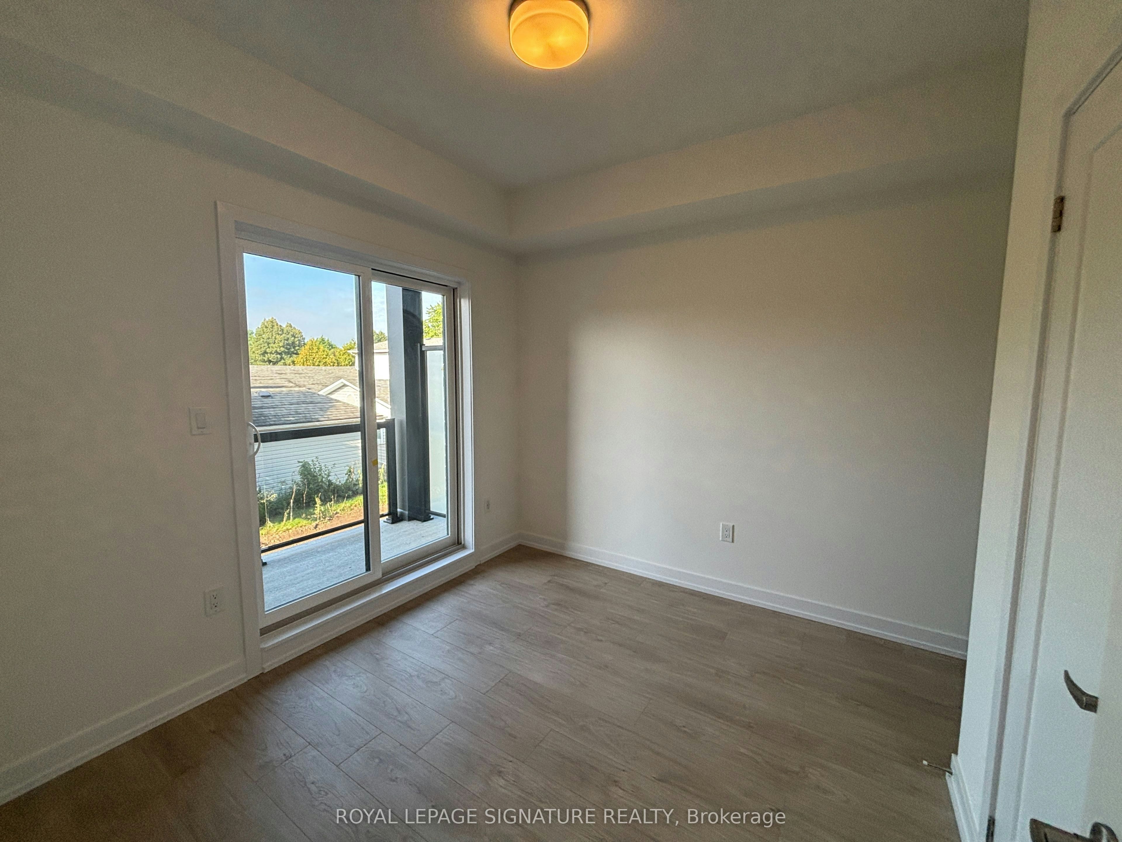 20-42 Lowes Road W, Guelph, ON, N1G 4X2 - 17
