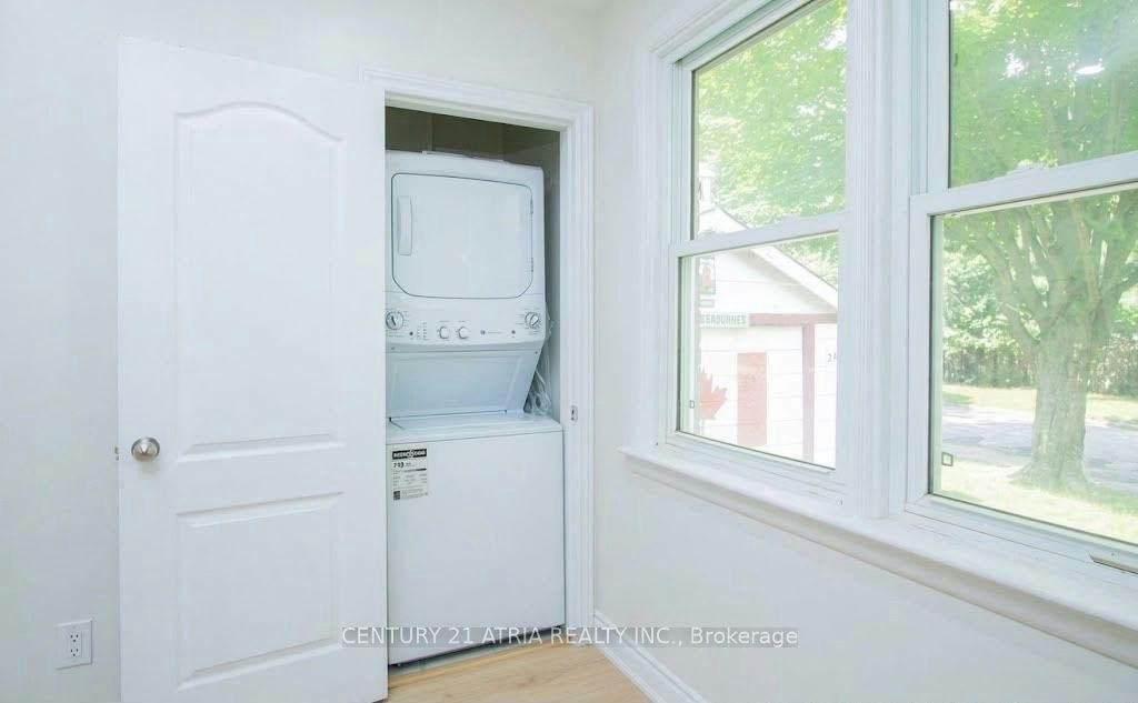 Upper-26 Magee Street, London, ON, N5W 1C6 - 6