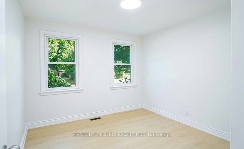 Upper-26 Magee Street, London, ON, N5W 1C6 - 7