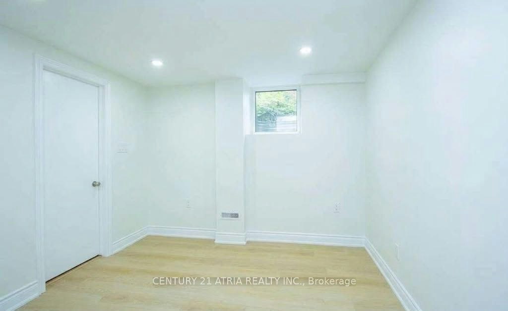 Lower-26 Magee Street, London, ON, N5W 1C6 - 8