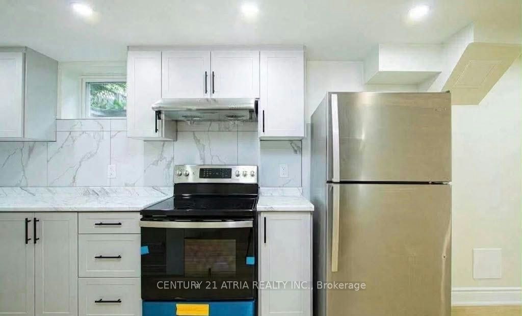 Lower-26 Magee Street, London, ON, N5W 1C6 - 6
