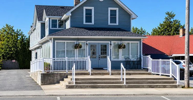 A-9 Francis Street W, Kawartha Lakes, ON, K0M 1N0