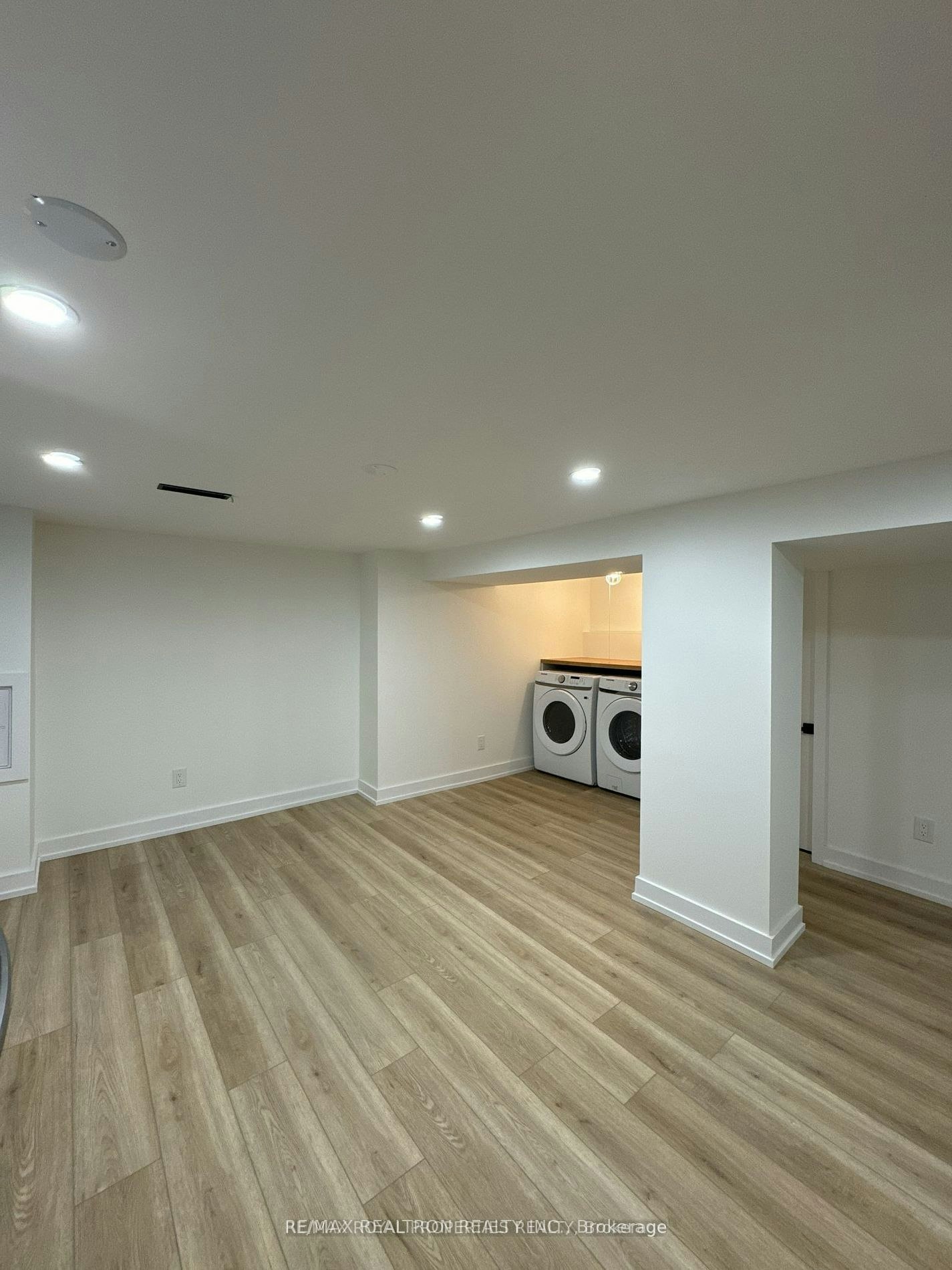 293 East 17th Street, Hamilton, ON, L9A 4M6 - 7