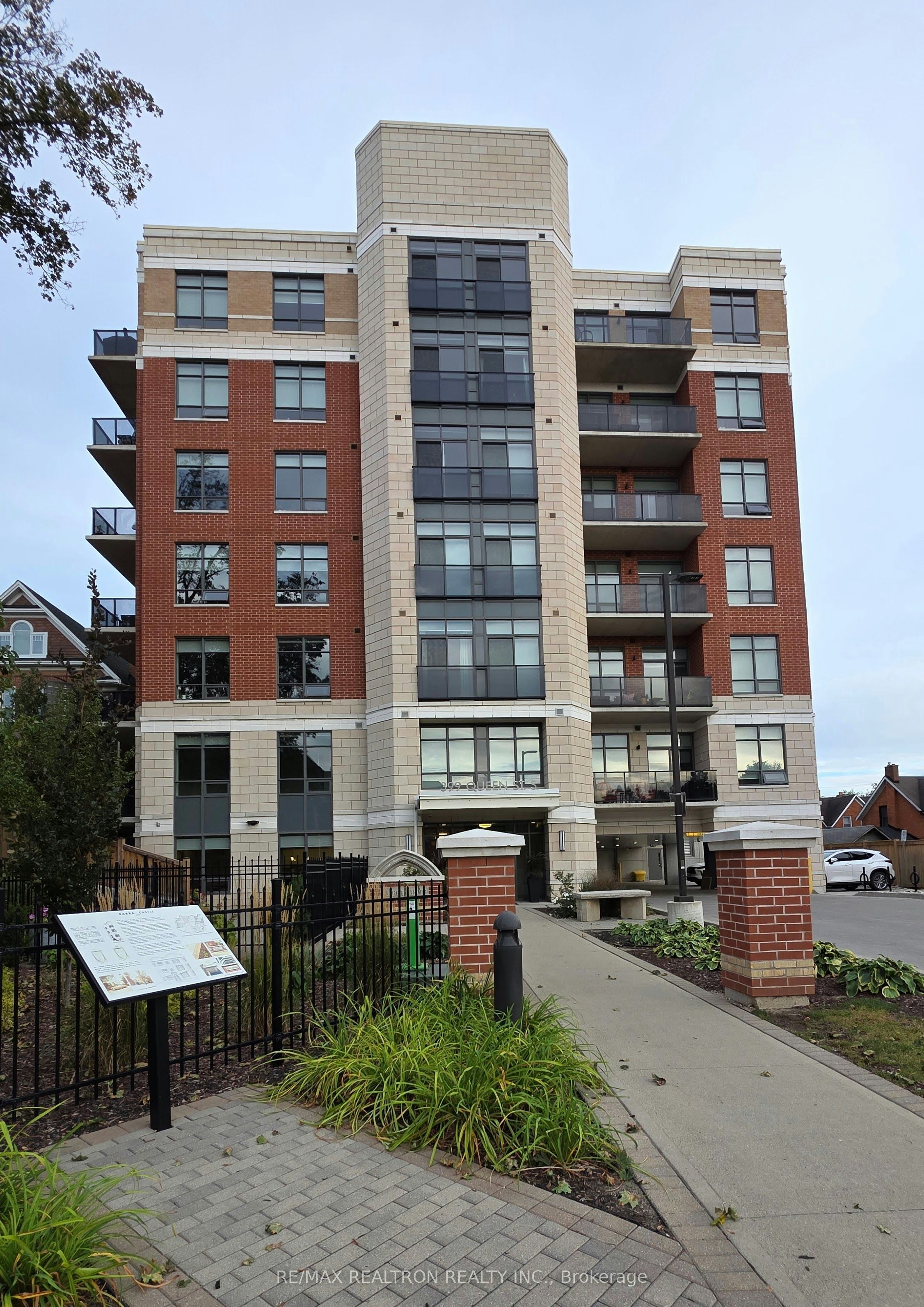 302-399 Queen Street S, Kitchener, ON, N2G 0C4