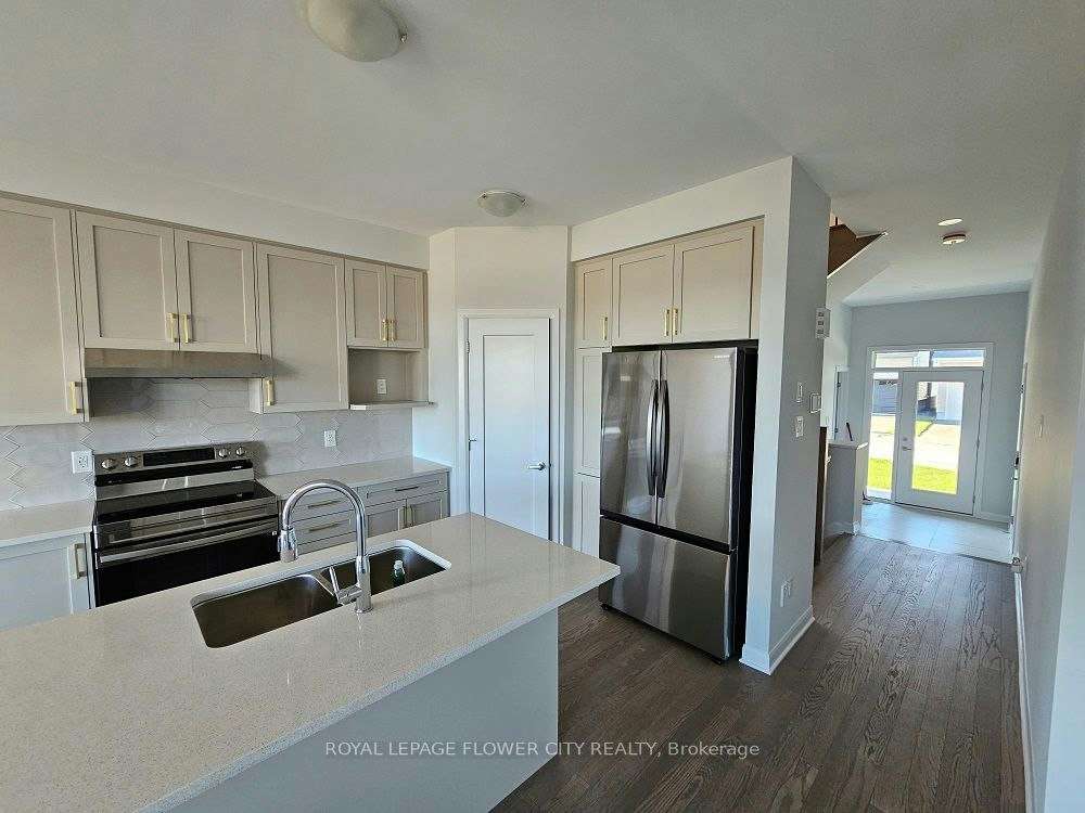 204 Elsie Macgill Walk, Ottawa, ON, K2W 0L5 - 8