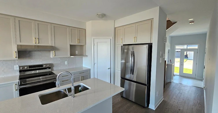 204 Elsie Macgill Walk, Ottawa, ON, K2W 0L5 - 8