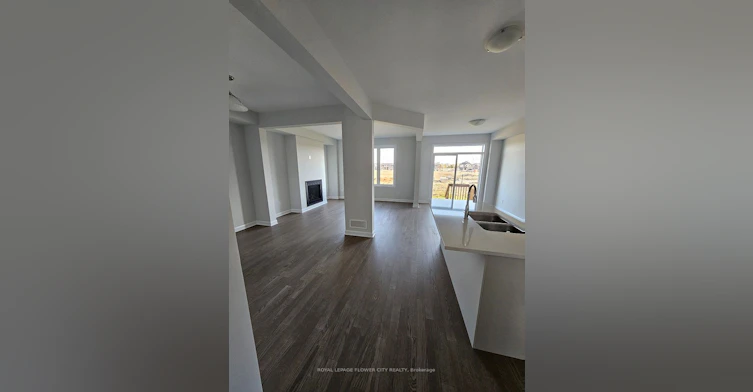 204 Elsie Macgill Walk, Ottawa, ON, K2W 0L5 - 2