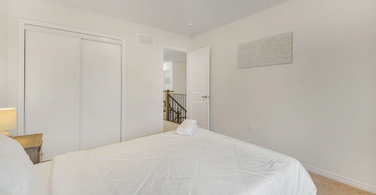 Upper-3 Sara Drive, Thorold, ON, L3B 0G2 - 24