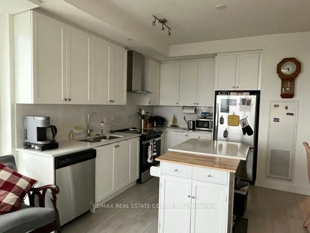 2008-55 Duke Street W, Kitchener, ON, N2H 0C9 - 6