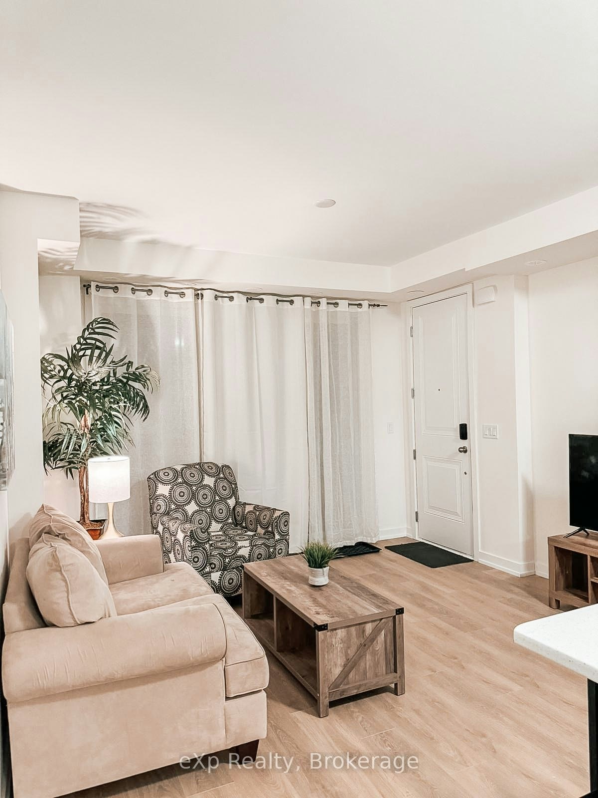 402-160 Densmore Road, Cobourg, ON, K9A 4J9 - 6