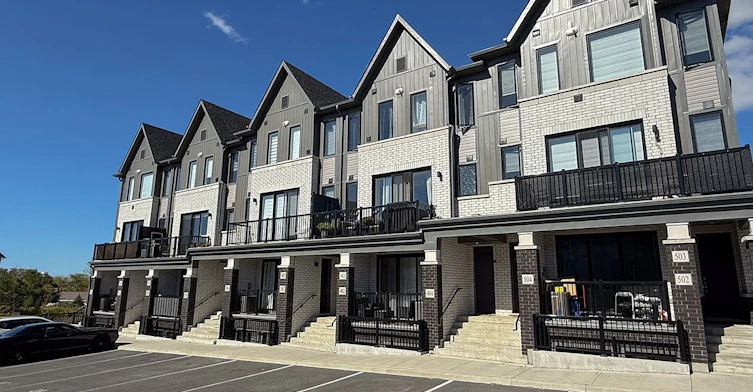 402-160 Densmore Road, Cobourg, ON, K9A 4J9 - 2