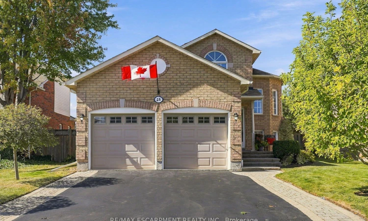 15 Dalrymple Drive