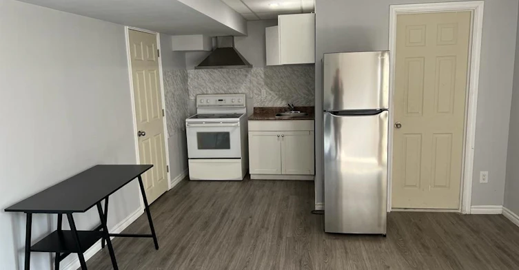 Bsmt-6045 Ernest Crescent, Niagara Falls, ON, L2H 0H9 - 5