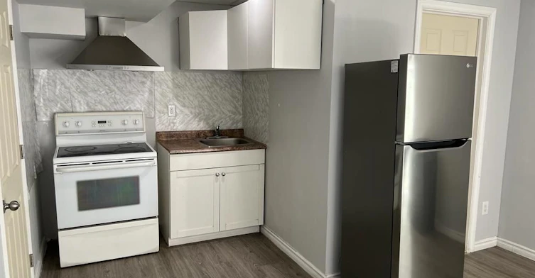 Bsmt-6045 Ernest Crescent, Niagara Falls, ON, L2H 0H9 - 4
